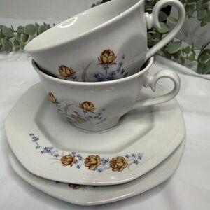 ☕ Tognana Made in Italy‎ Floral  Set Of 2 Cups And Saucer Plates